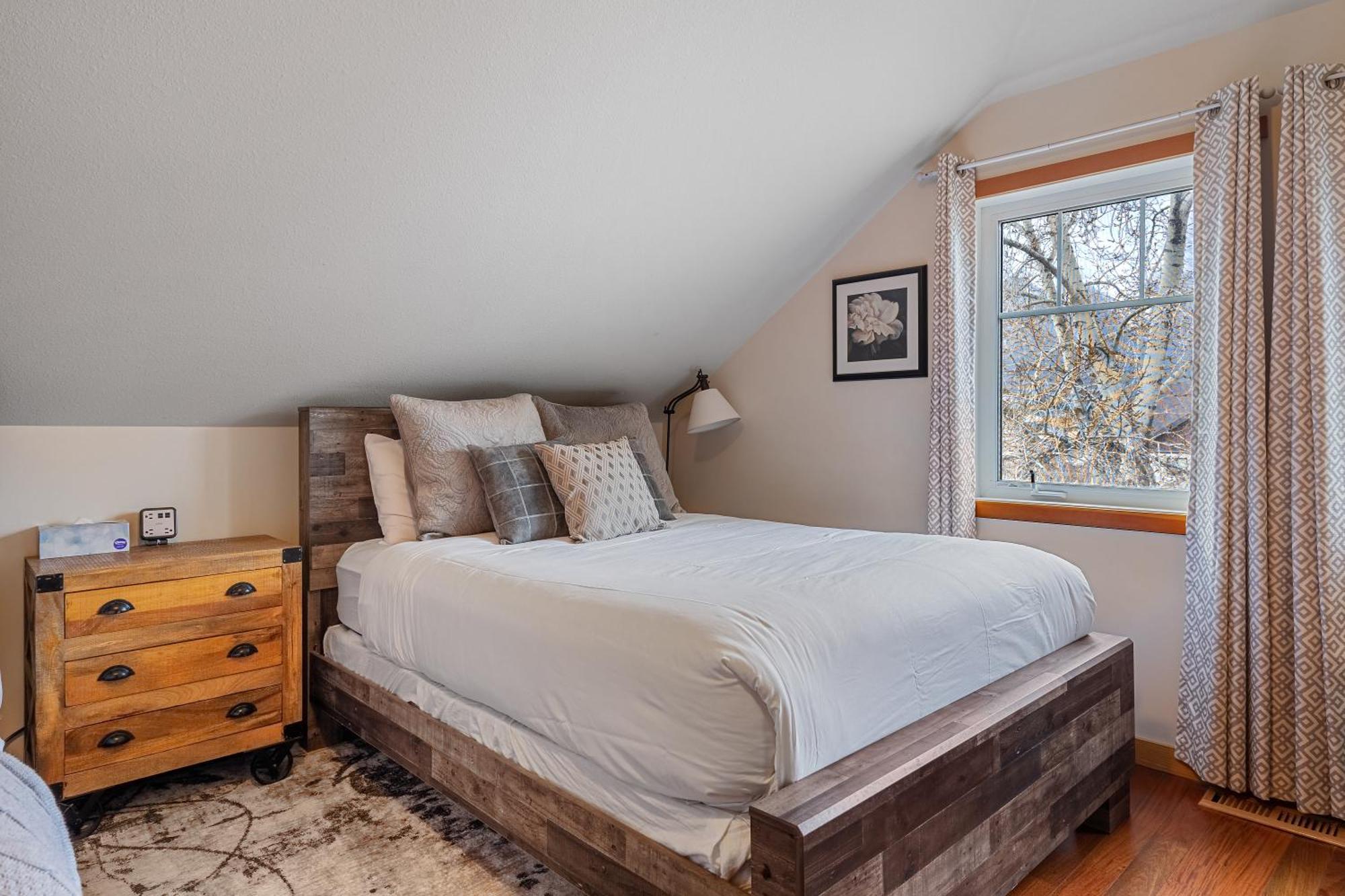 Parkland301 Sunlit 2,000 Ft² Penthouse With Mtn View Apartment Canmore Exterior photo